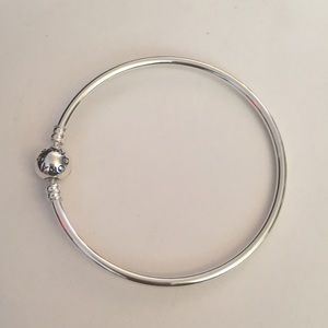 Authentic Pandora Medium Bangle  590713-19